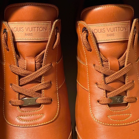 Louis Vuitton Leather Vintage Sneaker/ Shoe - Picture 3 of 16